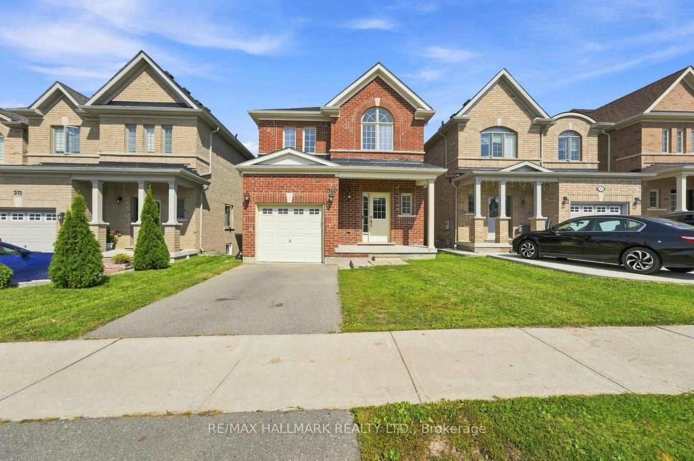 310 Miller Park Avenue, Bradford West Gwillimbury, ON, L3Z 0X8 - 2