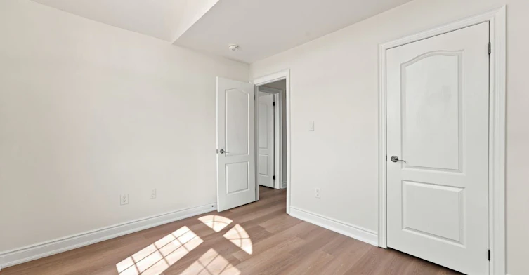 310 Miller Park Avenue, Bradford West Gwillimbury, ON, L3Z 0X8 - 28