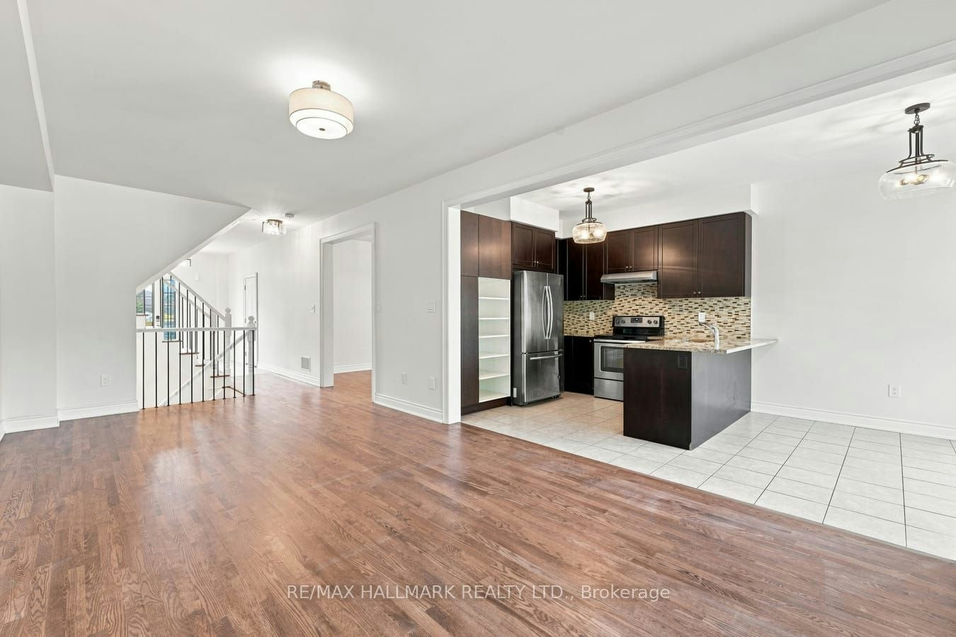 310 Miller Park Avenue, Bradford West Gwillimbury, ON, L3Z 0X8 - 13
