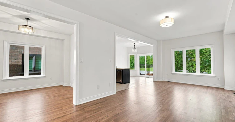 310 Miller Park Avenue, Bradford West Gwillimbury, ON, L3Z 0X8 - 12
