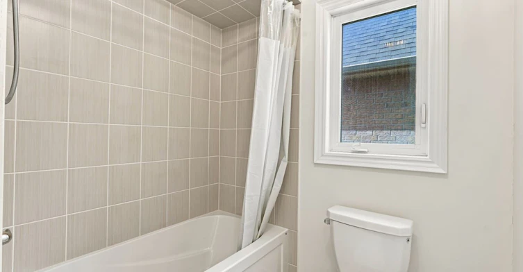 310 Miller Park Avenue, Bradford West Gwillimbury, ON, L3Z 0X8 - 26