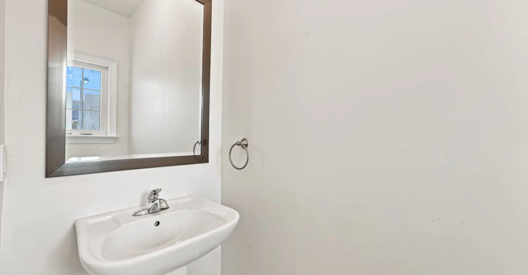 310 Miller Park Avenue, Bradford West Gwillimbury, ON, L3Z 0X8 - 8