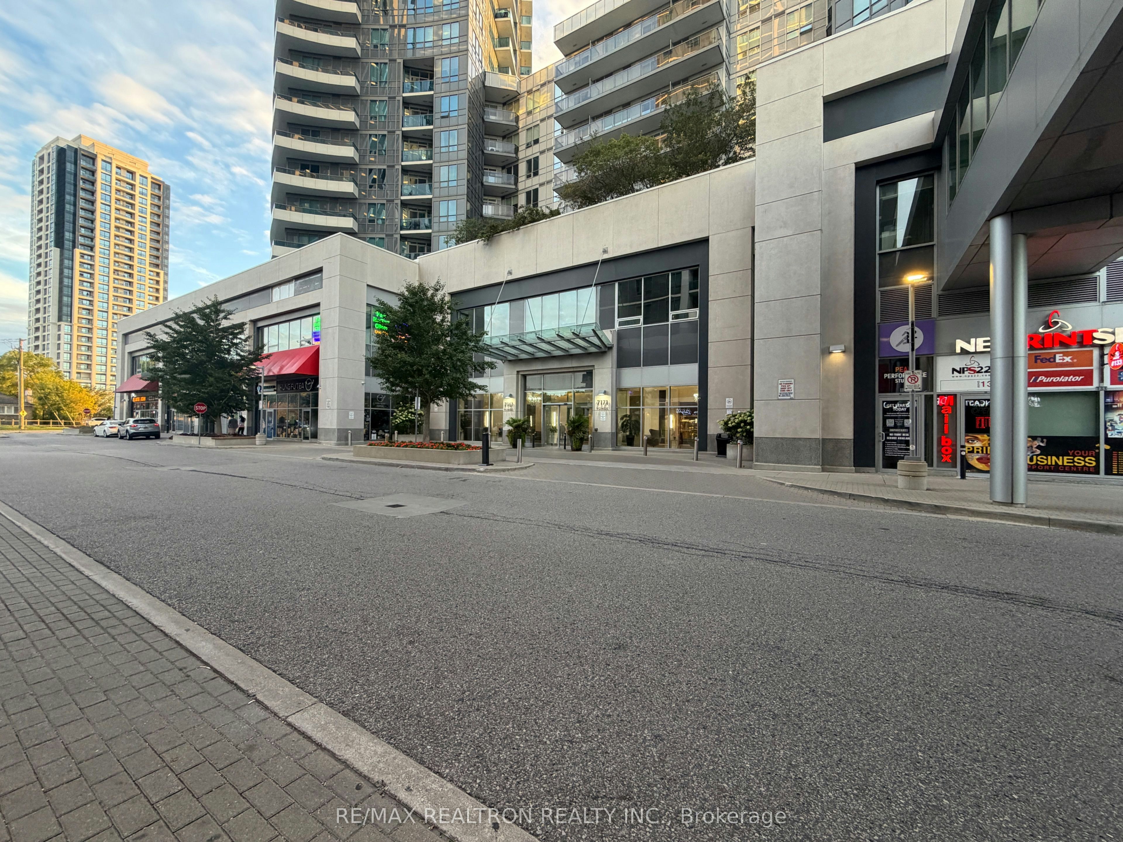 1703-7171 Yonge Street, Vaughan, ON, L3T 0C5 - 3