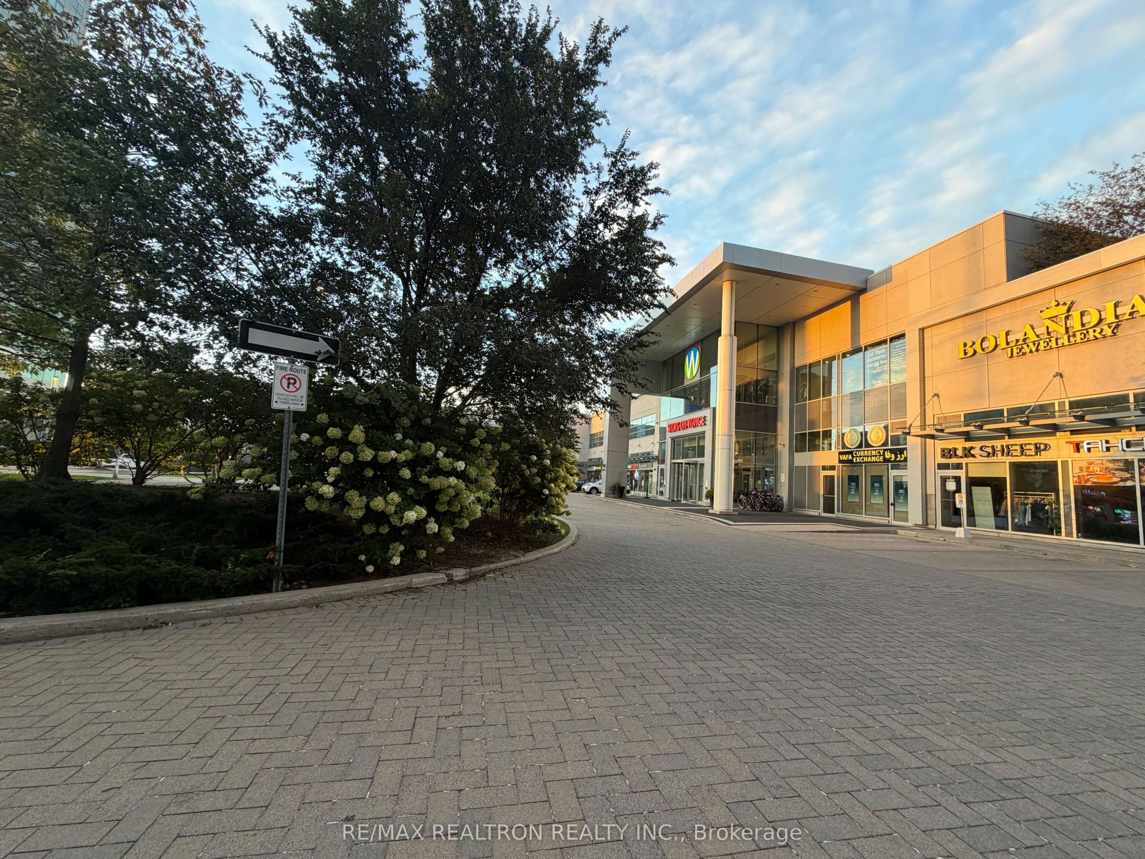 1703-7171 Yonge Street, Vaughan, ON, L3T 0C5 - 21