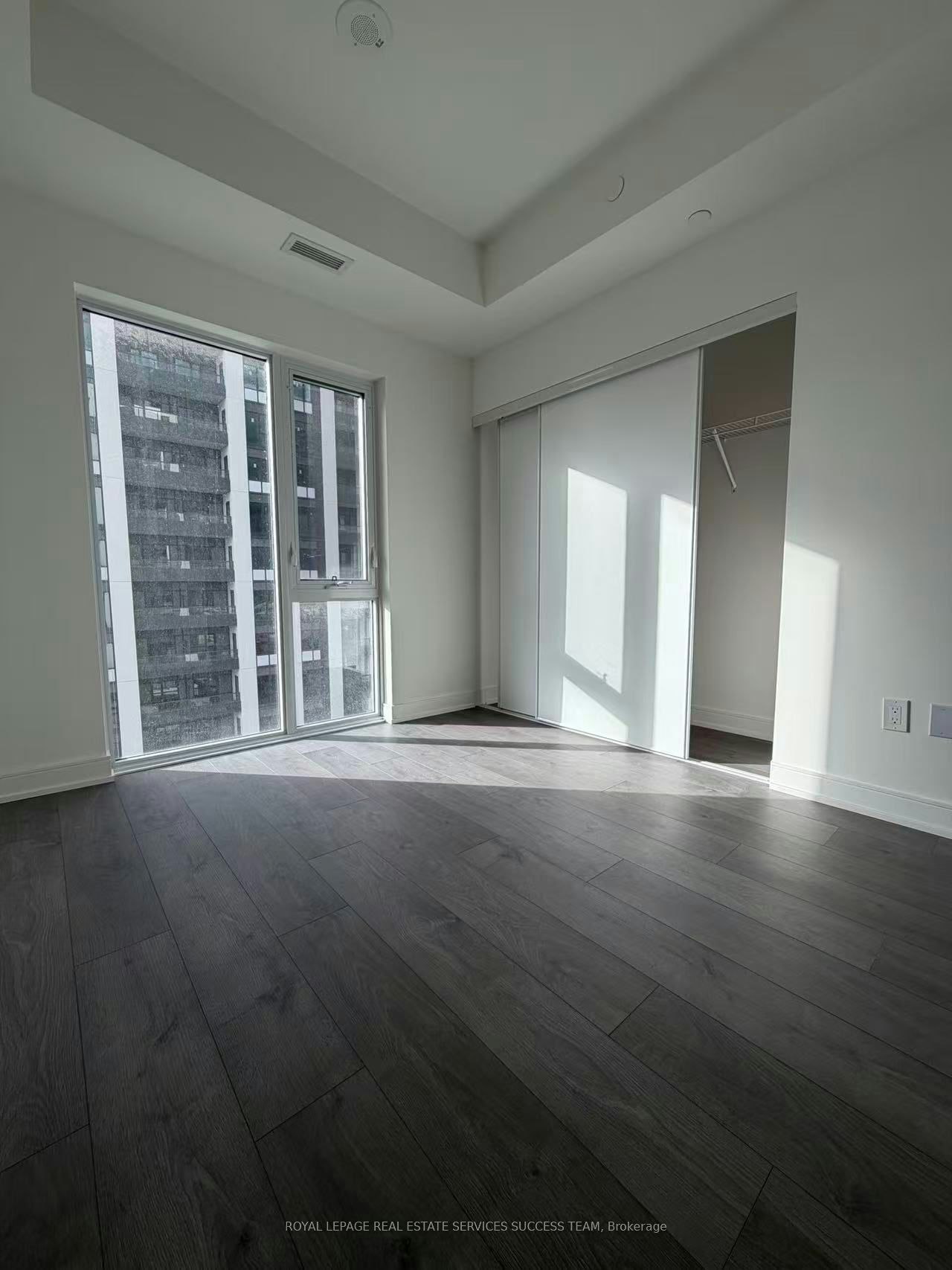B809-715 Davis Drive, Newmarket, ON, L3Y 0J2 - 6