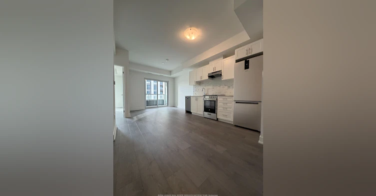 B809-715 Davis Drive, Newmarket, ON, L3Y 0J2