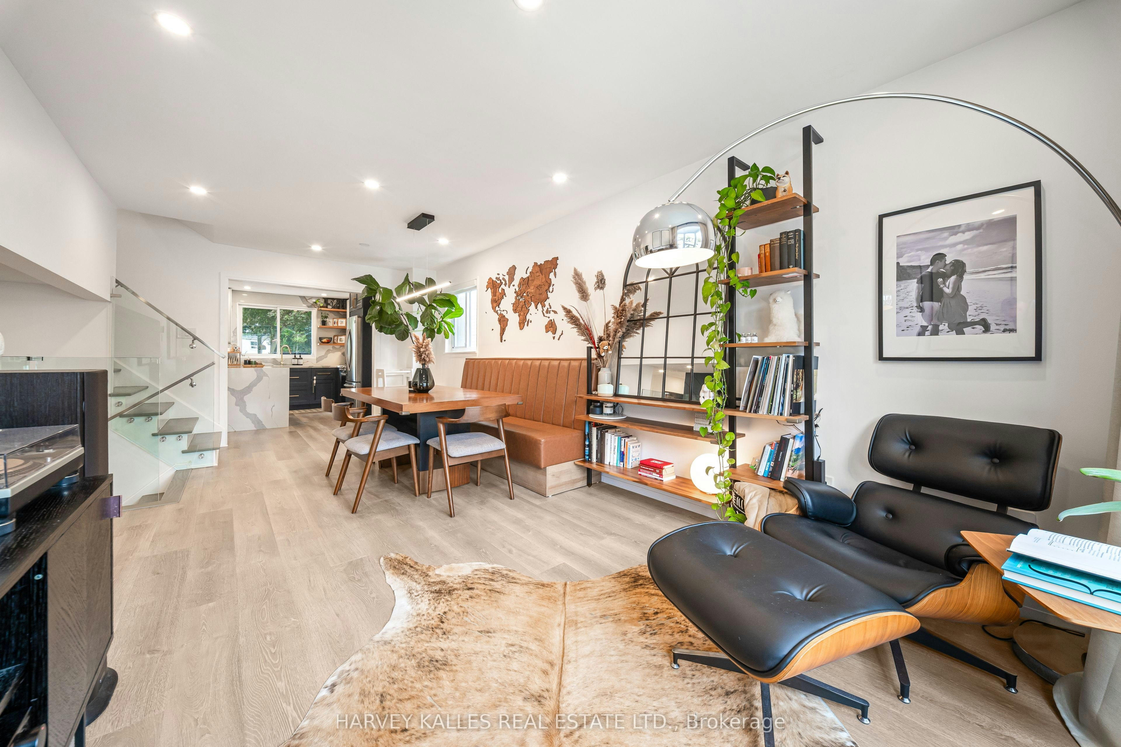 213 Simonston Boulevard, Markham, ON, L3T 4M3