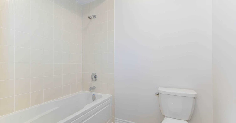 5 Delft Drive, Markham, ON, L6C 0Z3 - 13