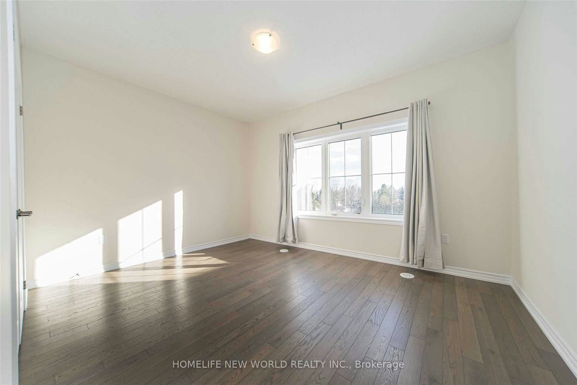 5 Delft Drive, Markham, ON, L6C 0Z3 - 11