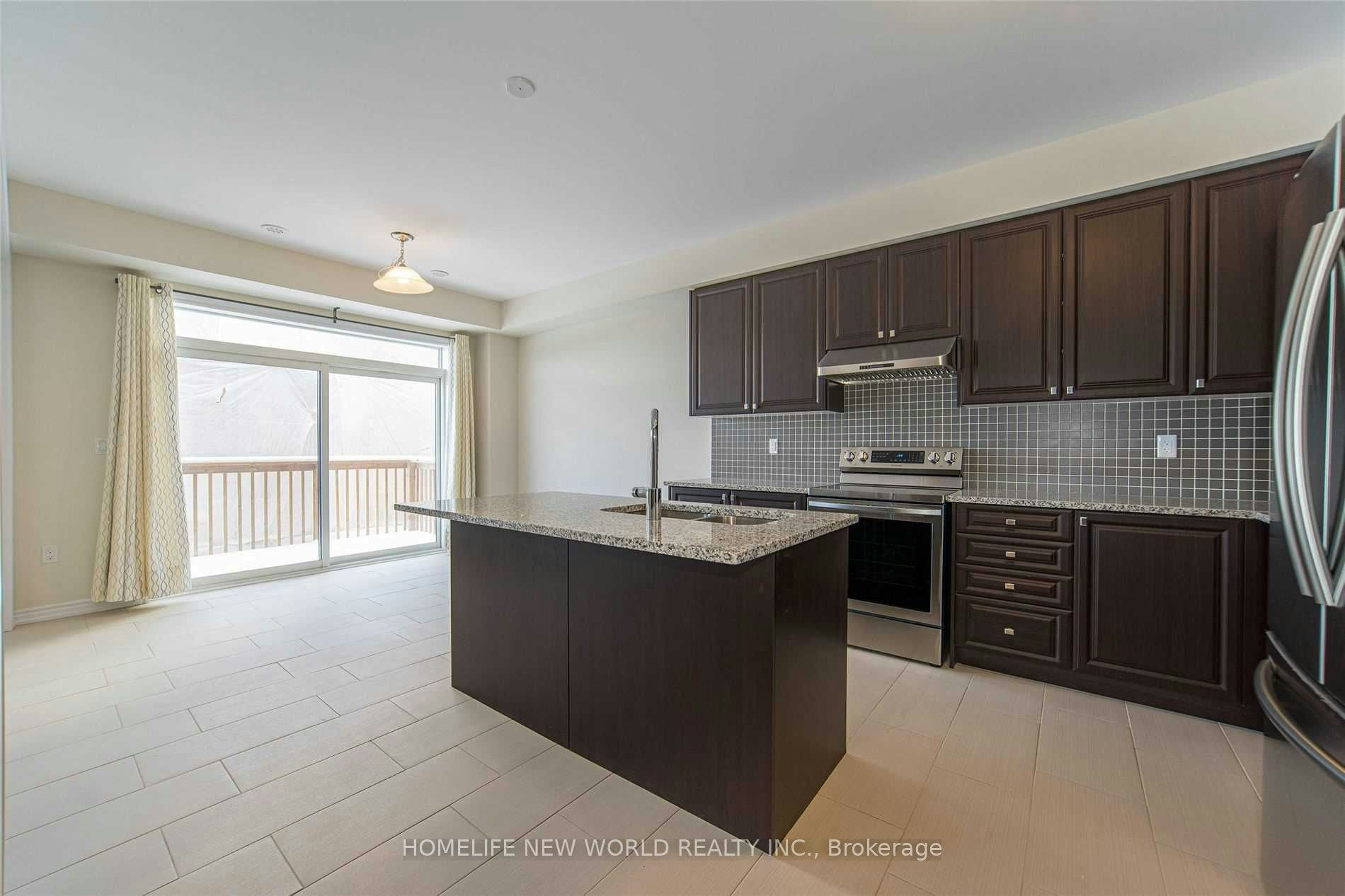 5 Delft Drive, Markham, ON, L6C 0Z3 - 5