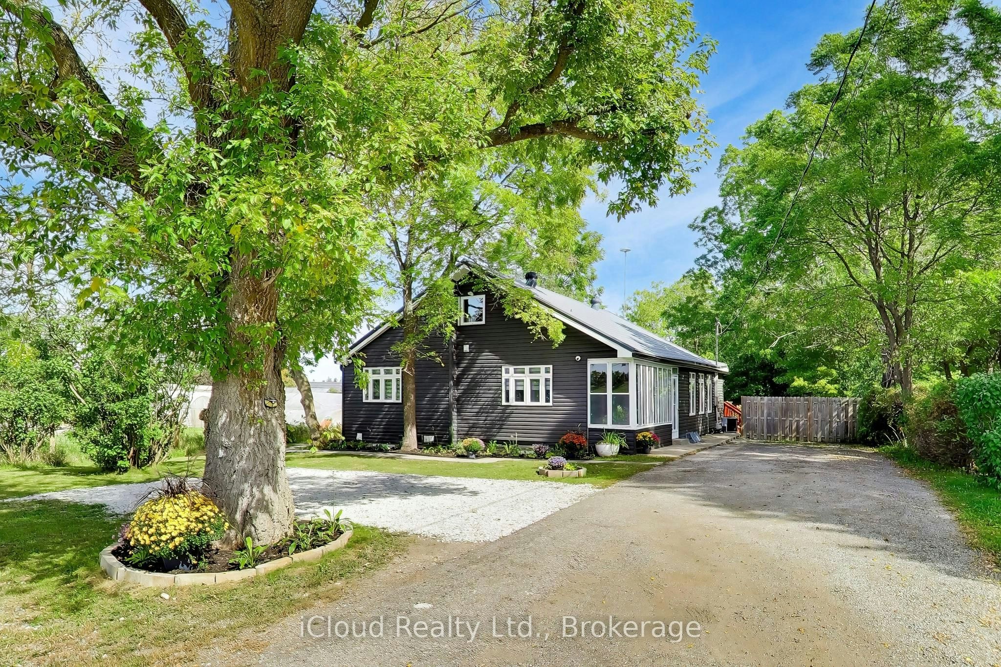 16175 Jane Street, King, ON, L7B 0G3