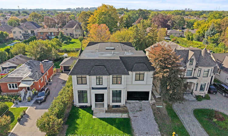 15 Mckenzie Street