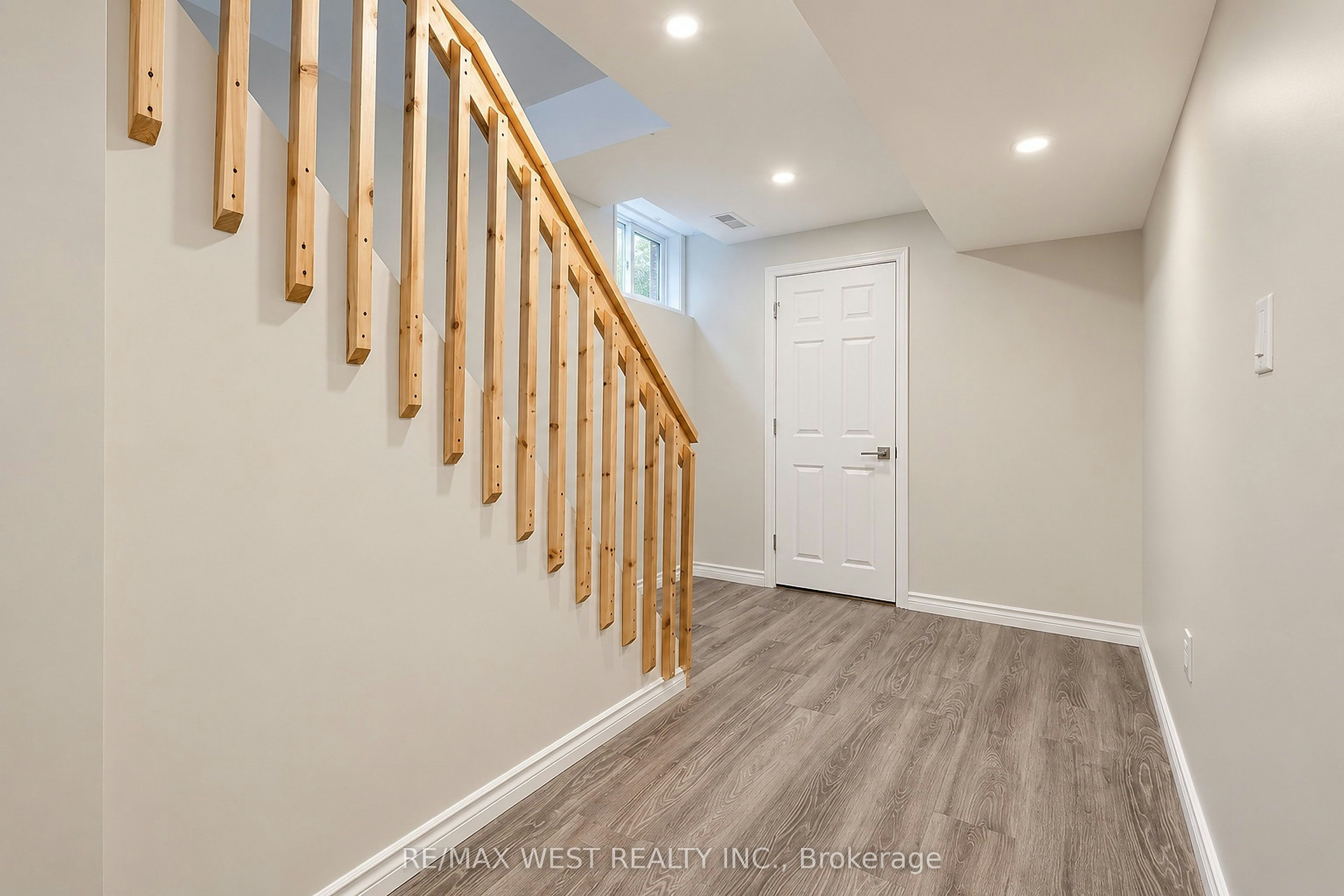 Bsmt-70 Breeze Drive, Bradford West Gwillimbury, ON, L3Z 3A5 - 2