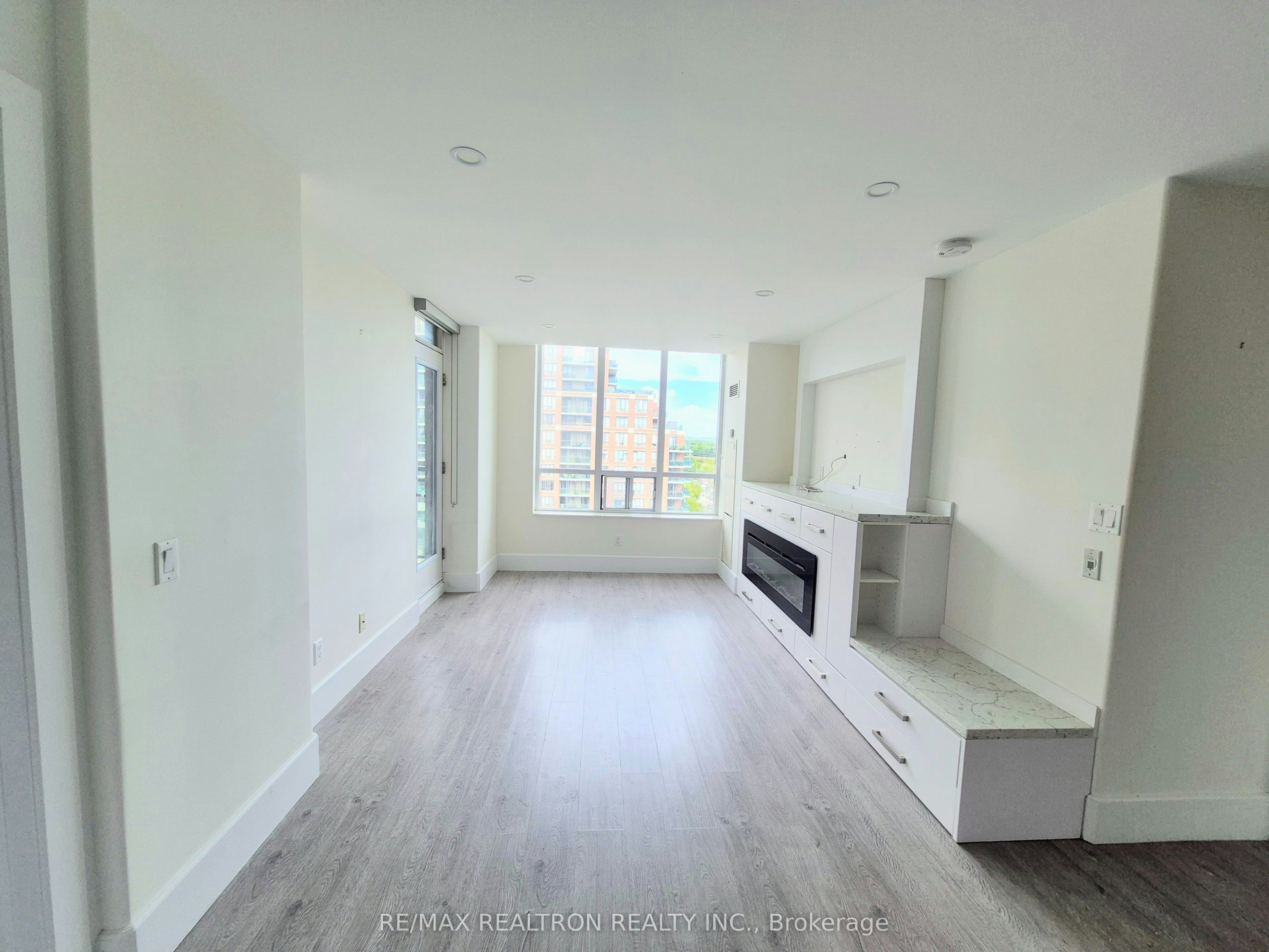 812-310 Red Maple Road, Richmond Hill, ON, L4C 0T7 - 8