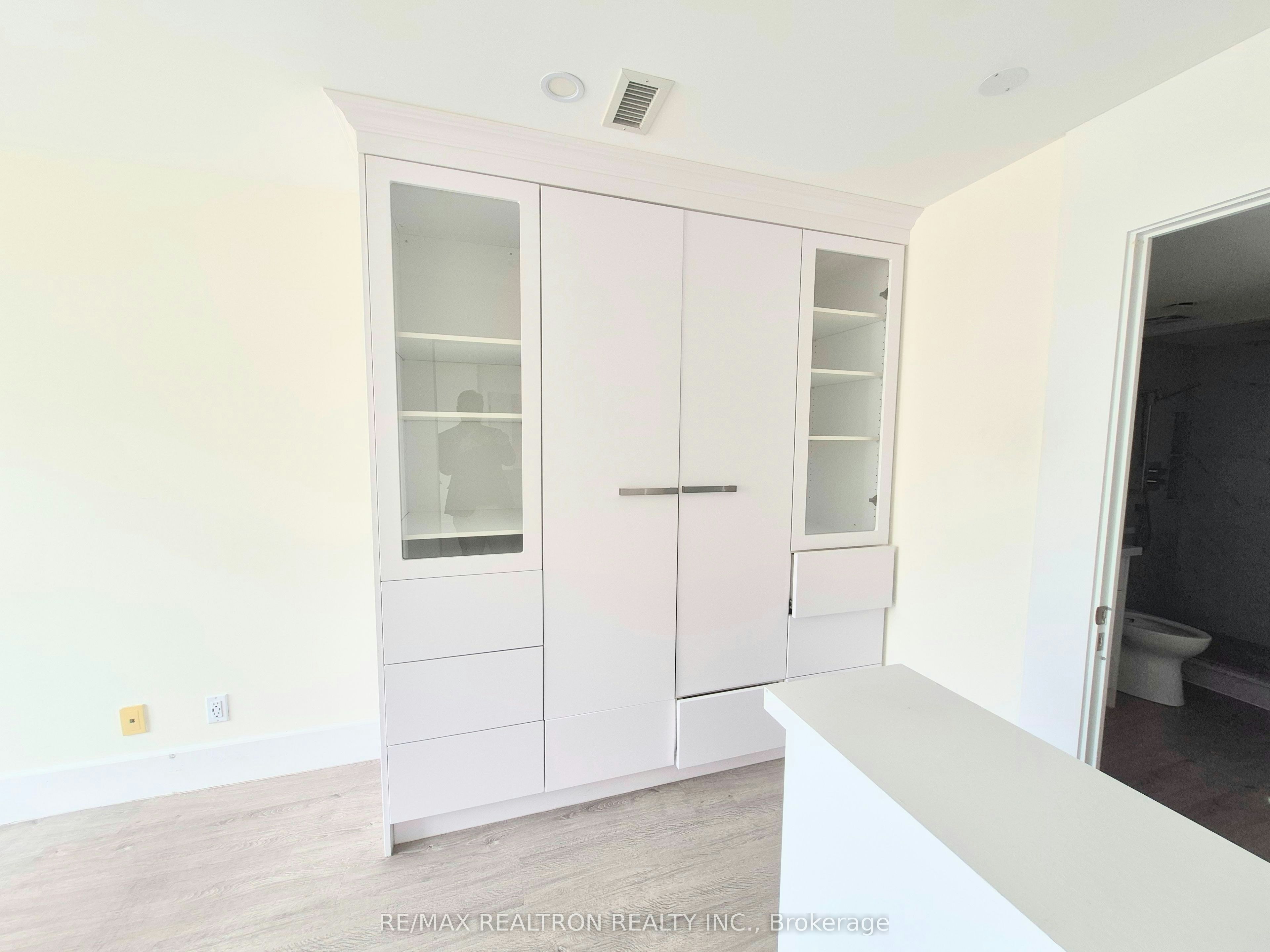 812-310 Red Maple Road, Richmond Hill, ON, L4C 0T7 - 14