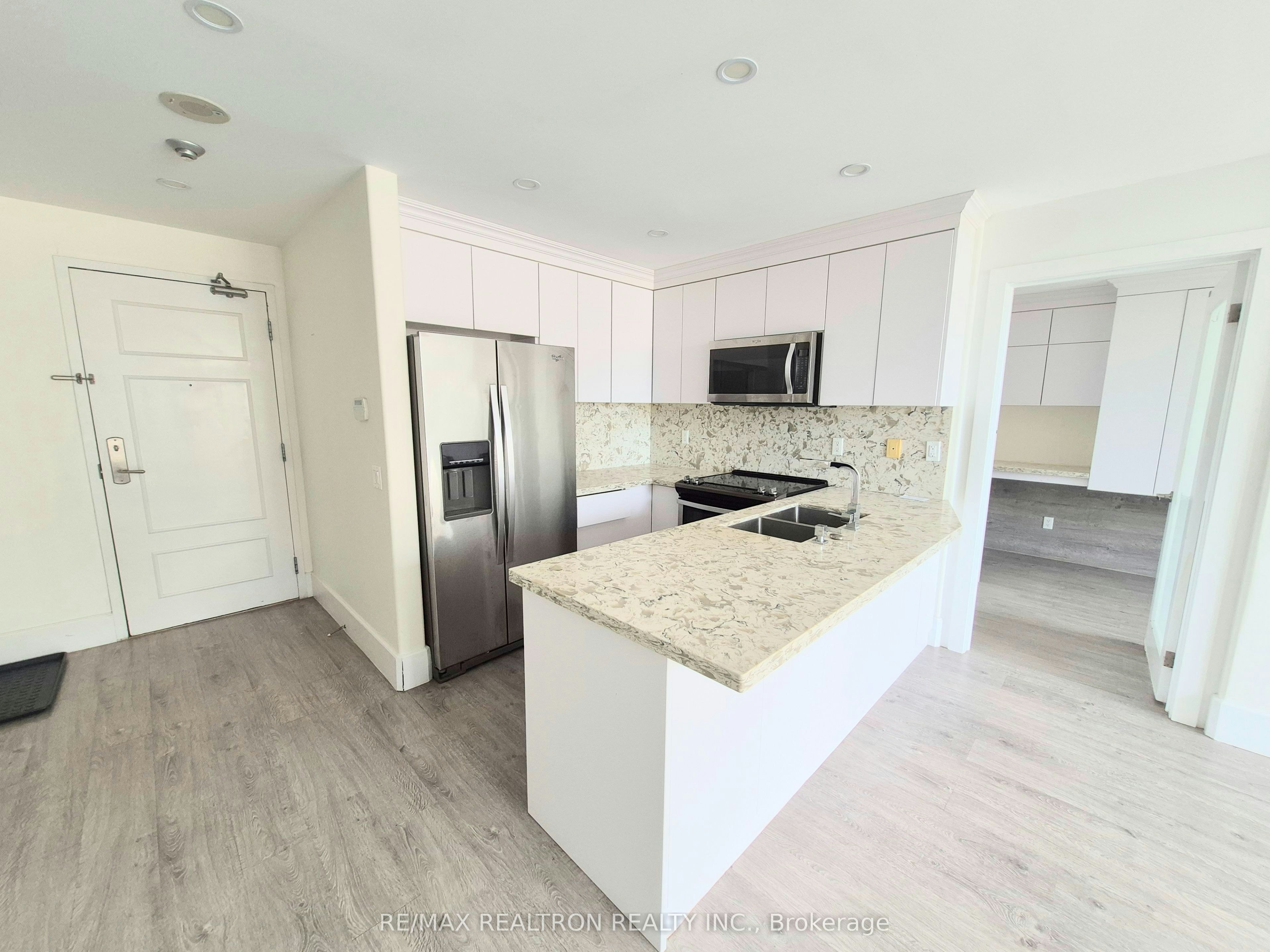812-310 Red Maple Road, Richmond Hill, ON, L4C 0T7 - 10