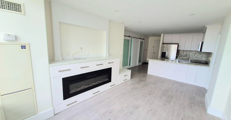 812-310 Red Maple Road, Richmond Hill, ON, L4C 0T7 - 9