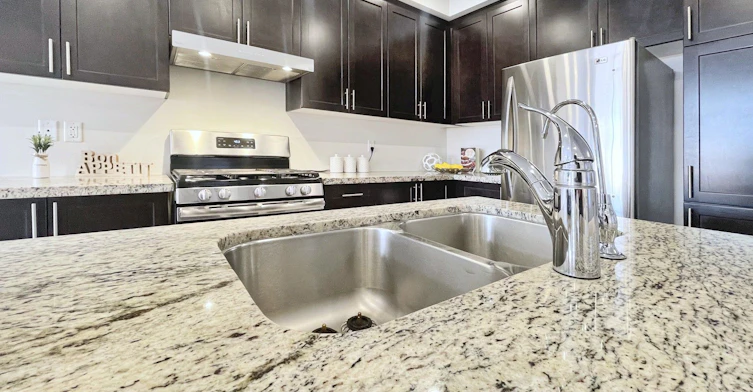 60 Falconridge Terrace, East Gwillimbury, ON, L4H 0G9 - 13