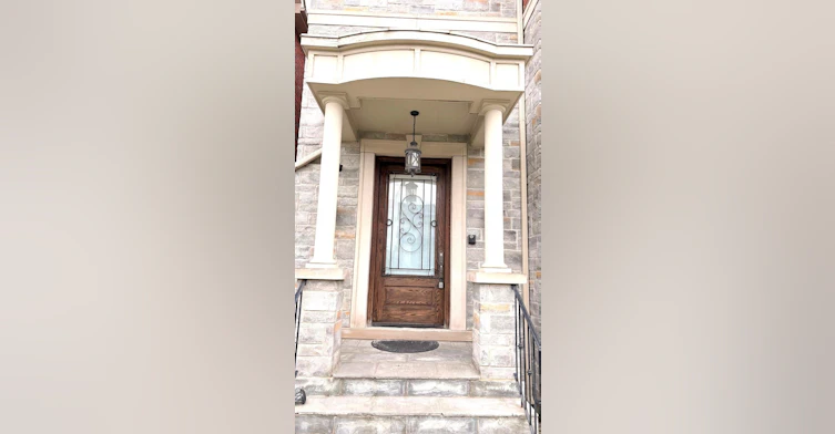 111 Royal Palm Drive, Vaughan, ON, L4J 8K1 - 2