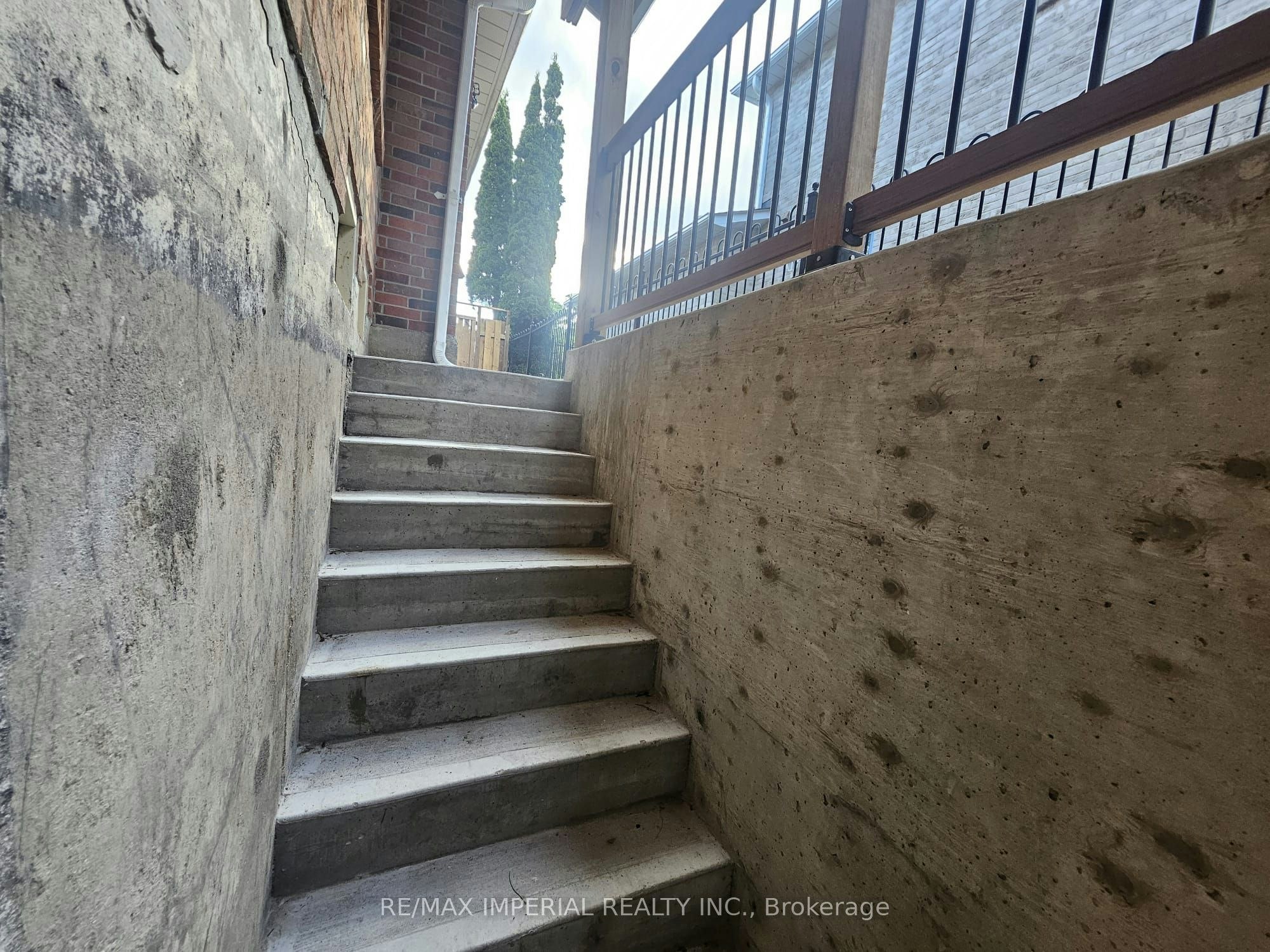 Basement-37 Stave Crescent, Richmond Hill, ON, L4C 9K1