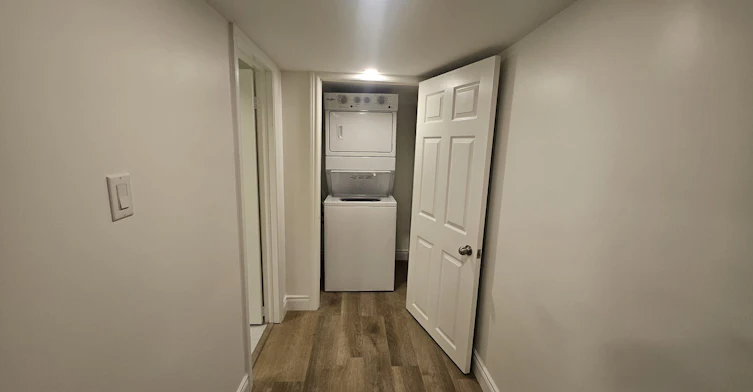 Basement-37 Stave Crescent, Richmond Hill, ON, L4C 9K1 - 3