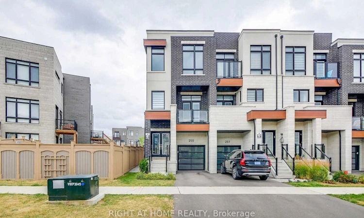 255 Thomas Cook Avenue