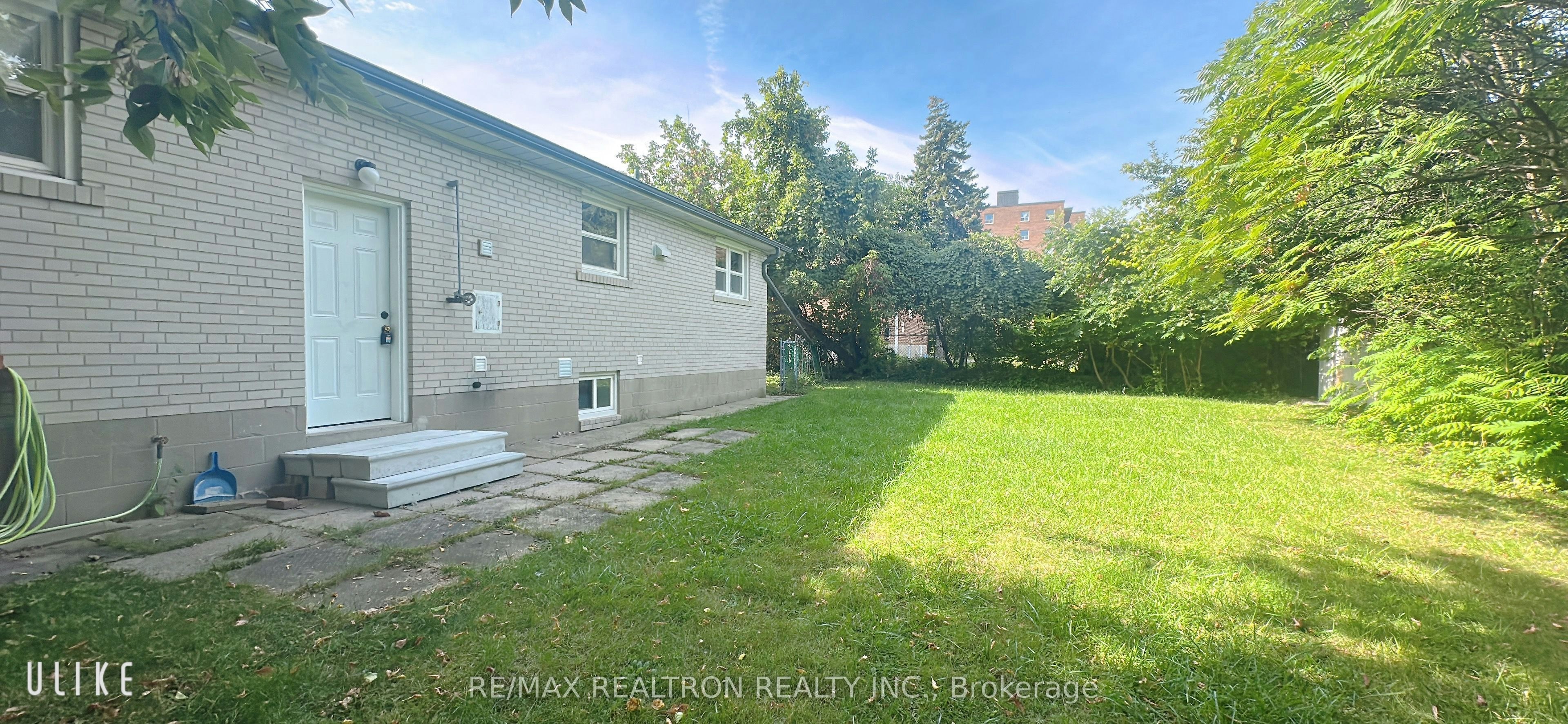 Basement-34 Clark Avenue, Markham, ON, L3T 1S5