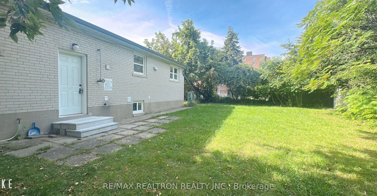 Basement-34 Clark Avenue, Markham, ON, L3T 1S5