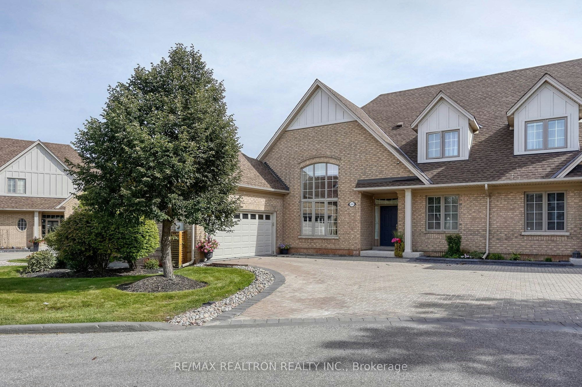 486 Falconwood Hollow, Aurora, ON, L4G 7M1