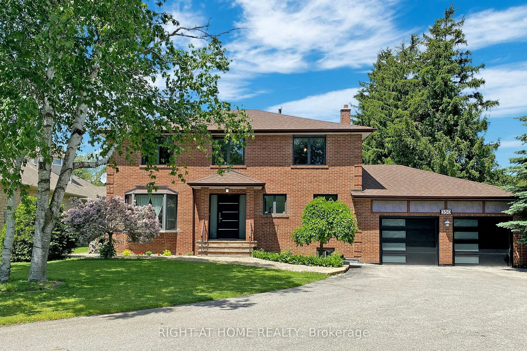 350 Sunset Beach Road N, Richmond Hill, ON, L4E 3H9