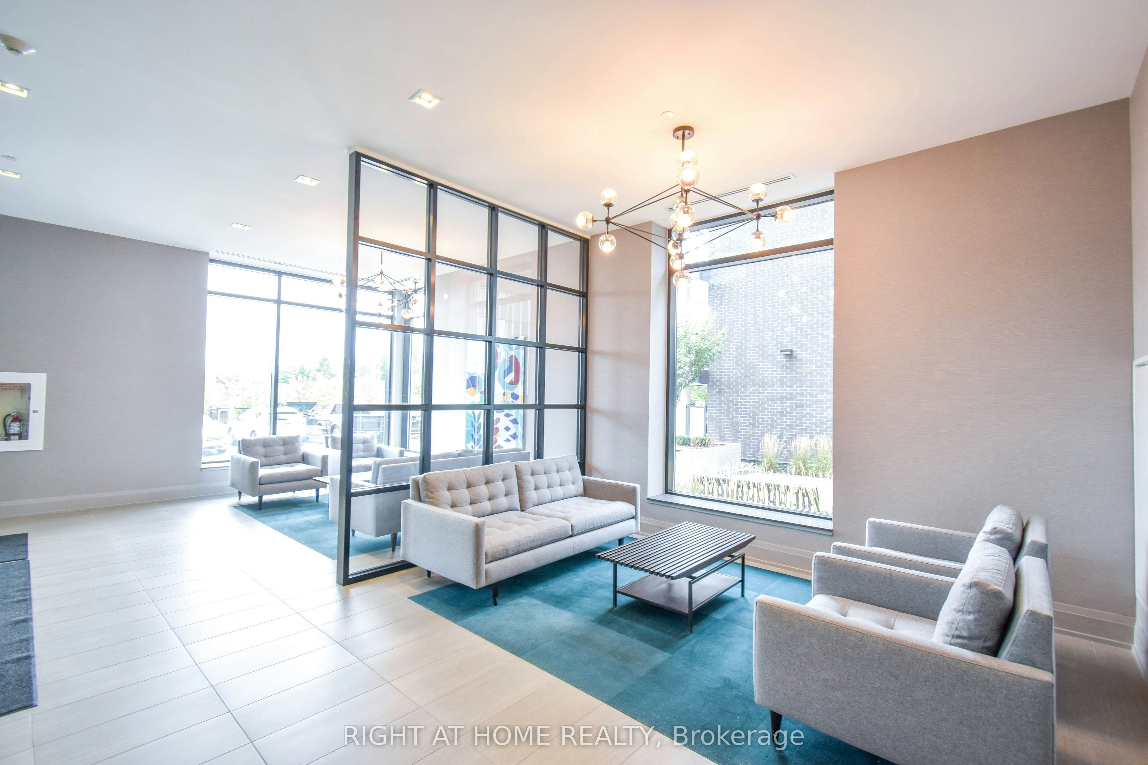 217-555 William Graham Drive, Aurora, ON, L4G 3L1 - 4