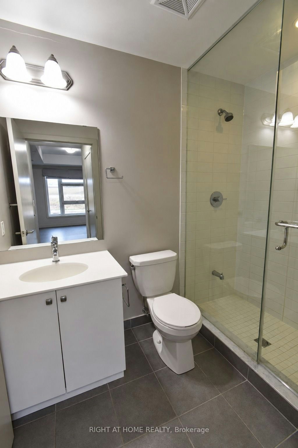 217-555 William Graham Drive, Aurora, ON, L4G 3L1 - 12