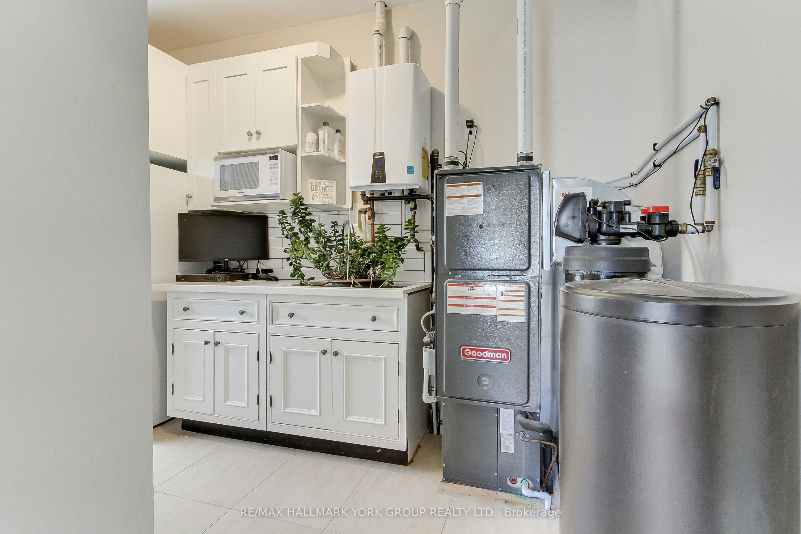 303 Lake Dr East Drive, Georgina, ON, L0E 1S0 - 25