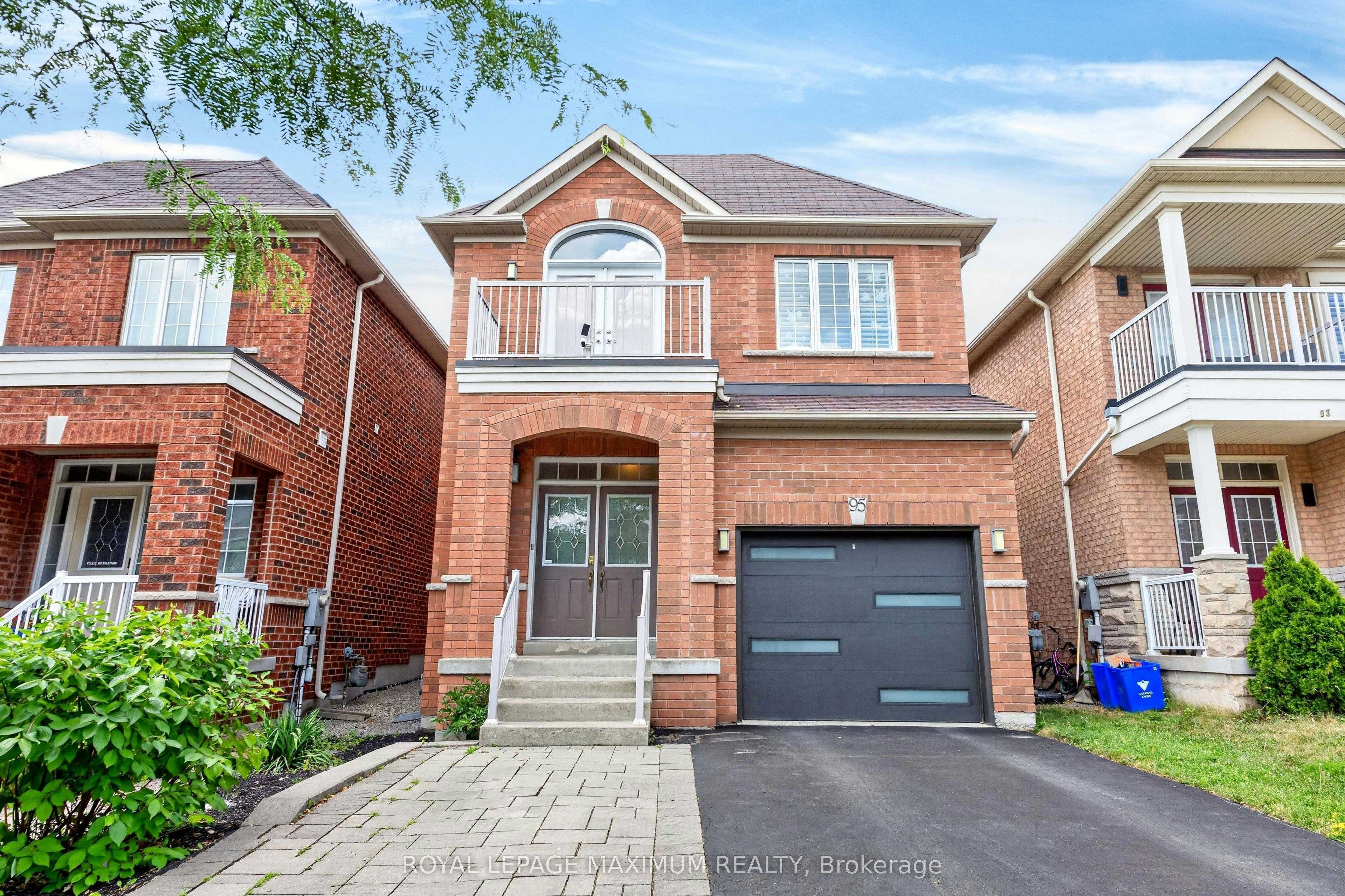 95 White Beach Crescent, Vaughan, ON, L6A 0R2