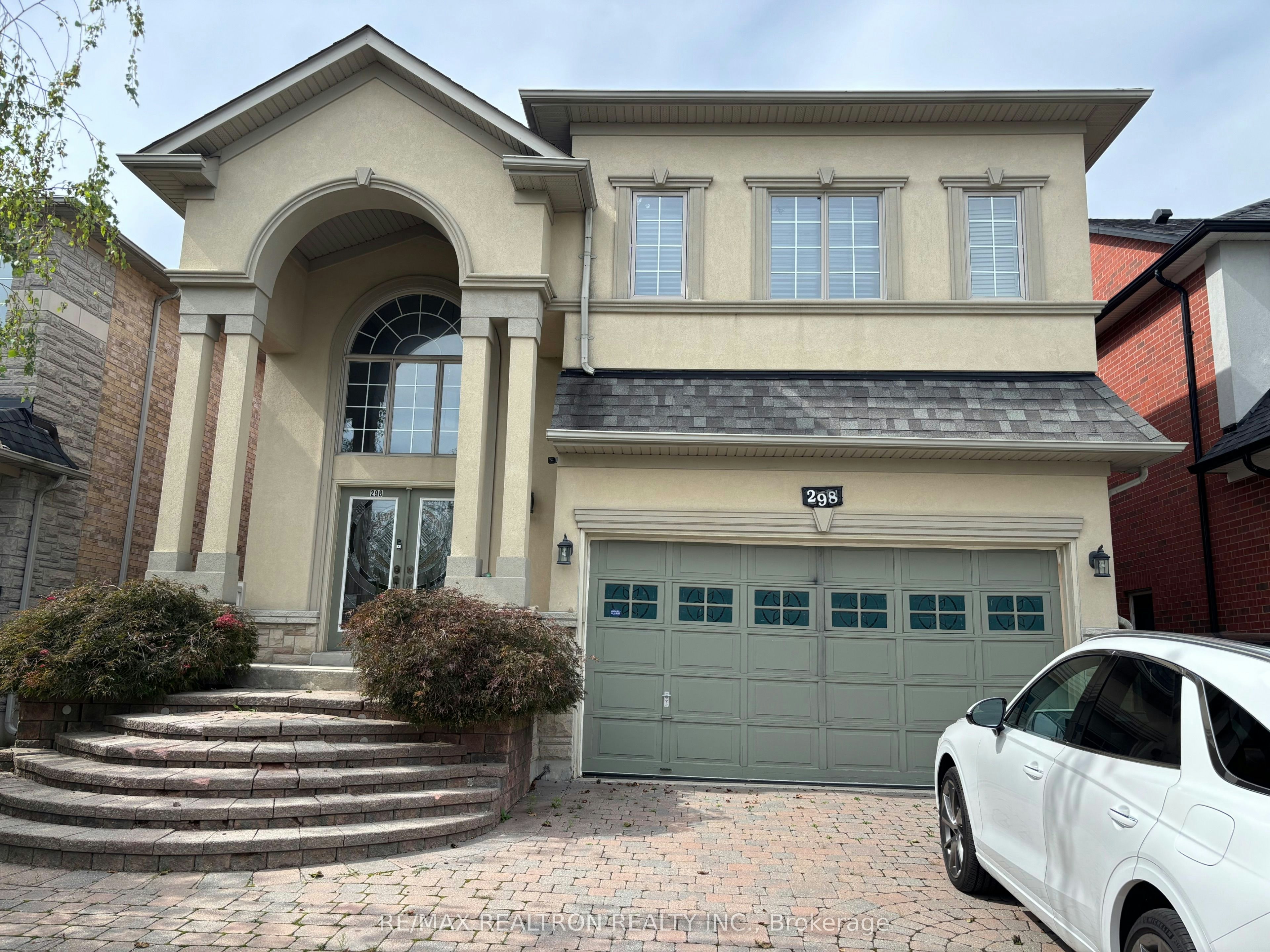 298 Thornhill Woods Drive, Vaughan, ON, L4J 8V6