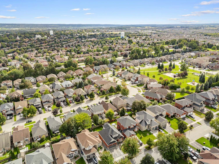 39 Bannerman Drive, Bradford West Gwillimbury, ON, L3Z 3J7 - 49