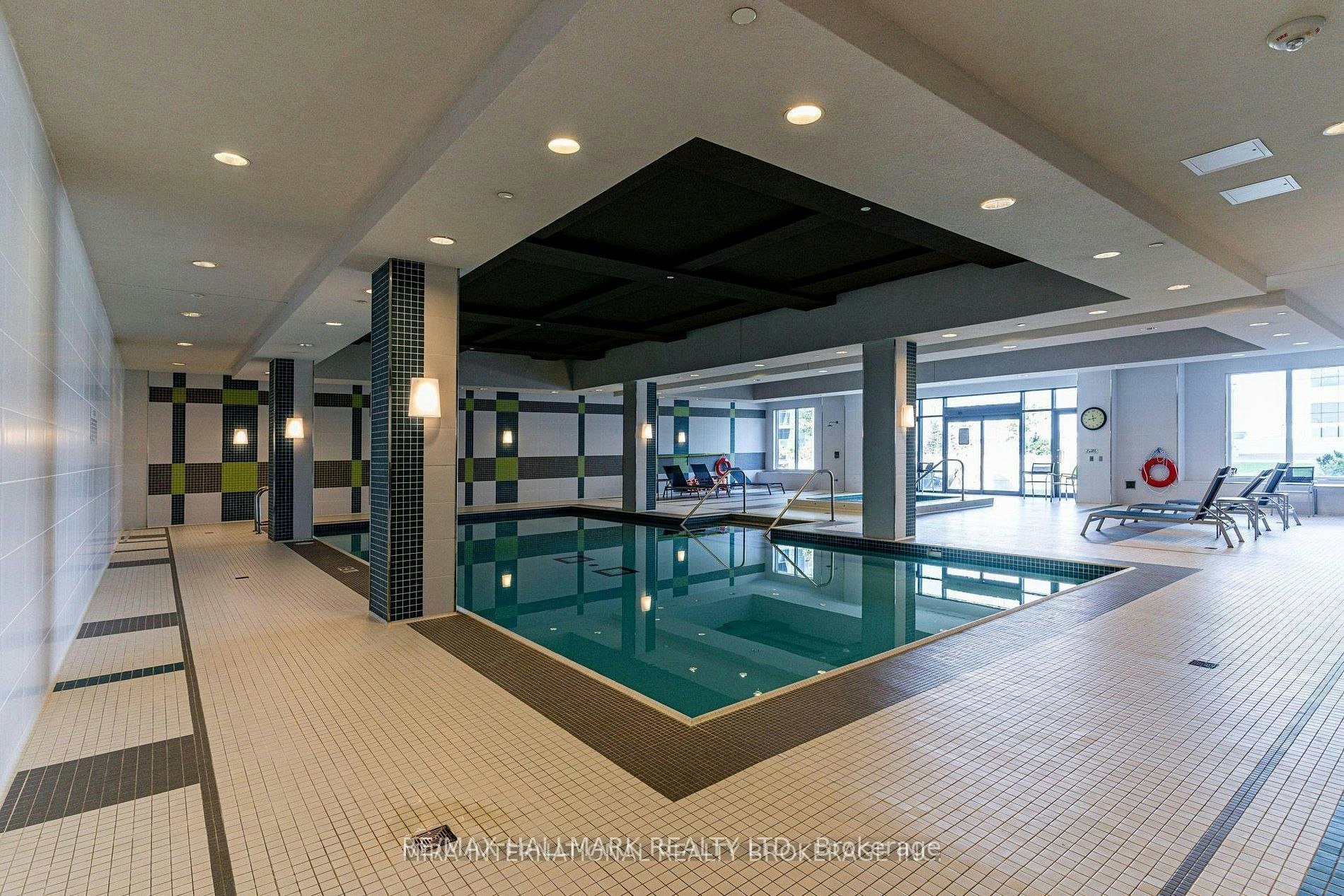 2807-3600 Hwy 7 Road, Vaughan, ON, L4L 0G7 - 17