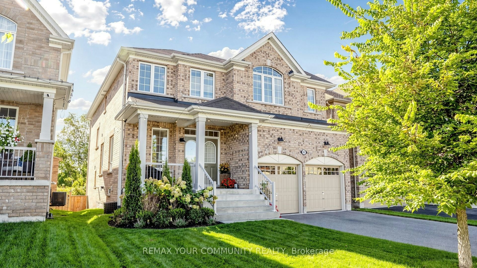 92 Lampkin Street, Georgina, ON, L0E 1R0