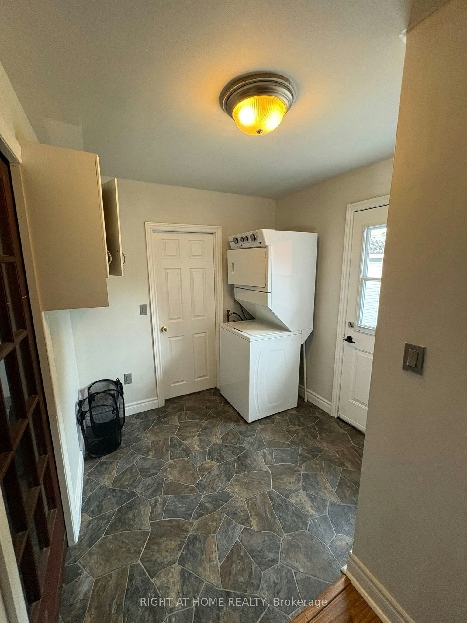 297 Glenwoods Avenue, Georgina, ON, L4P 2X1 - 10