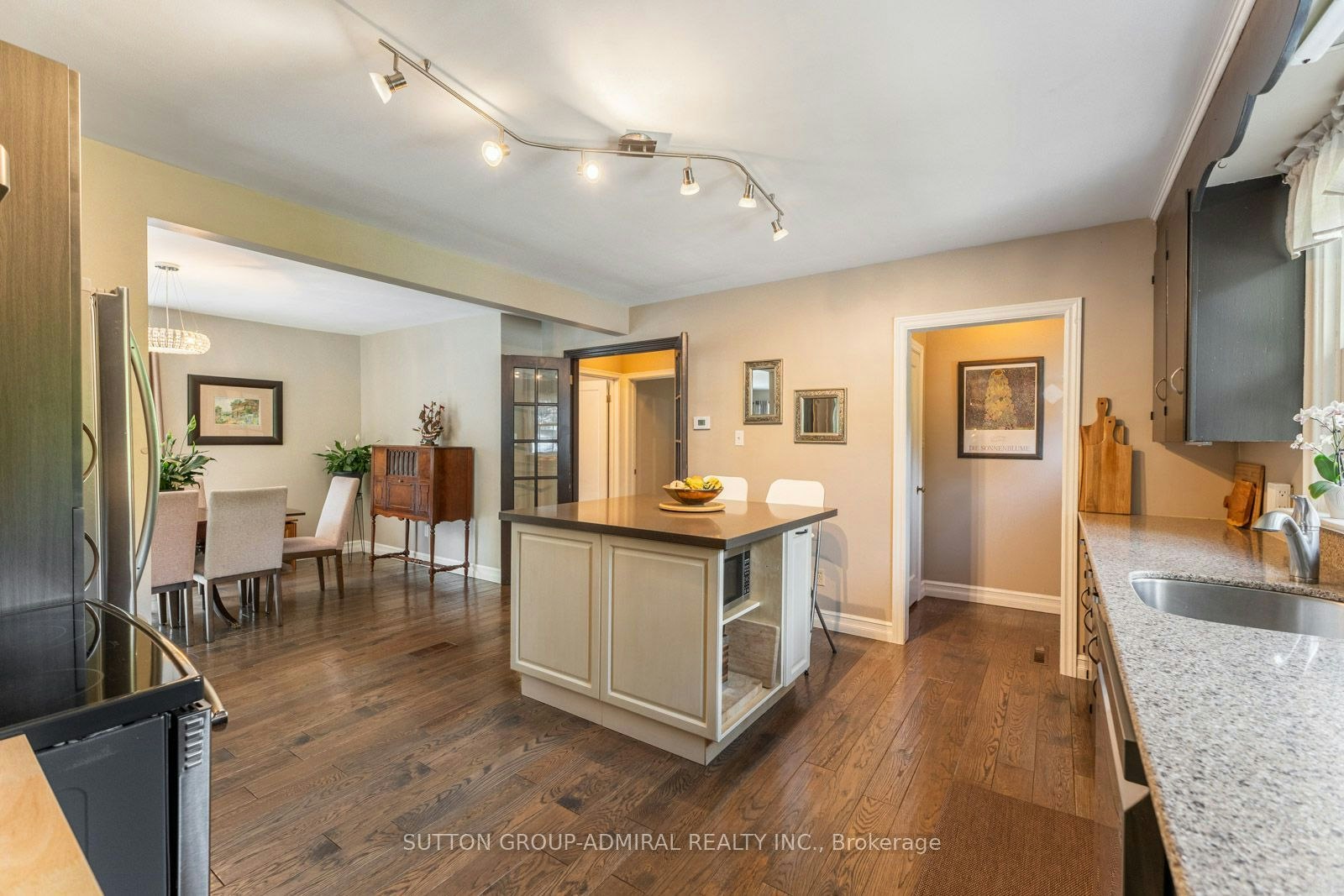 788 Allan Avenue, Newmarket, ON, L3Y 1H9 - 7