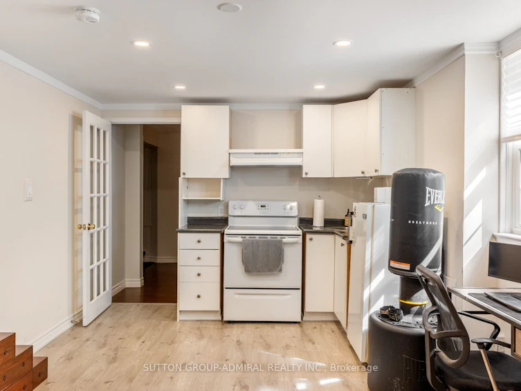 788 Allan Avenue, Newmarket, ON, L3Y 1H9 - 30