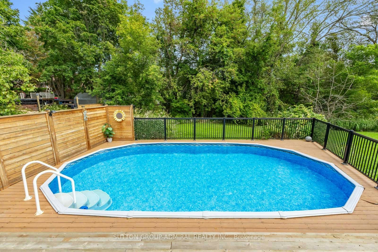 788 Allan Avenue, Newmarket, ON, L3Y 1H9 - 37