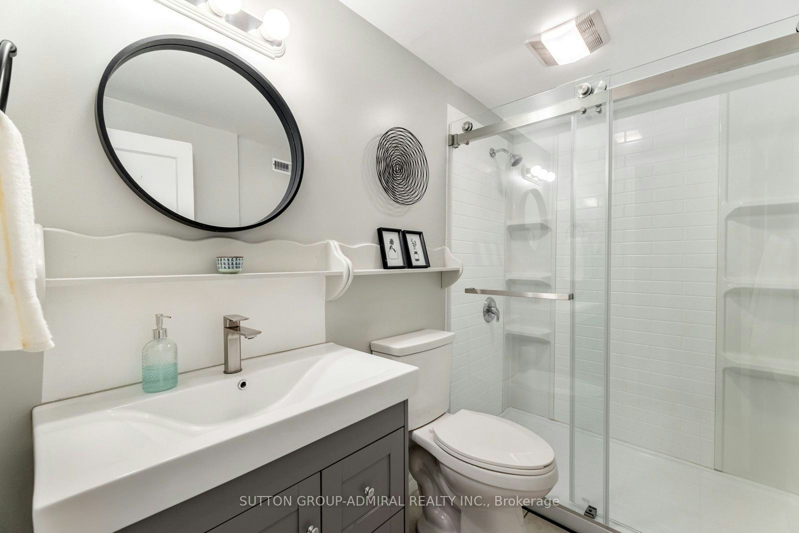 788 Allan Avenue, Newmarket, ON, L3Y 1H9 - 33