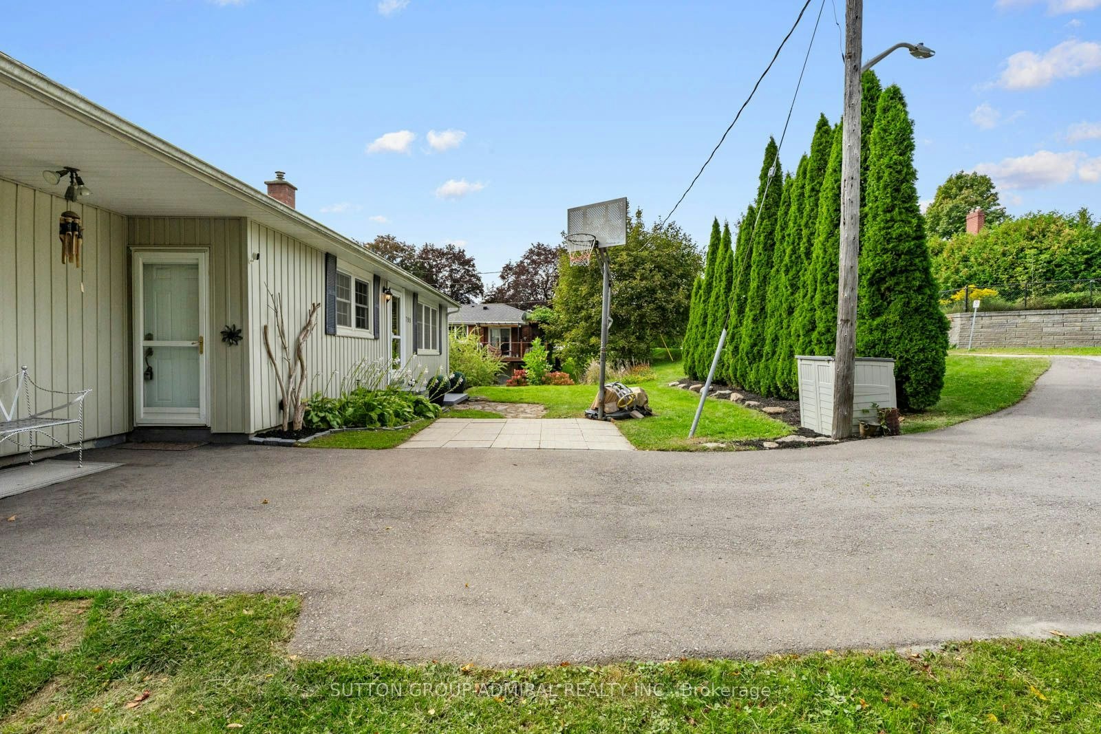 788 Allan Avenue - 4