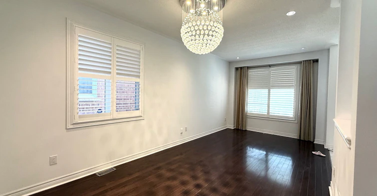 8 Church View Avenue, Markham, ON, L6C 0L6 - 3