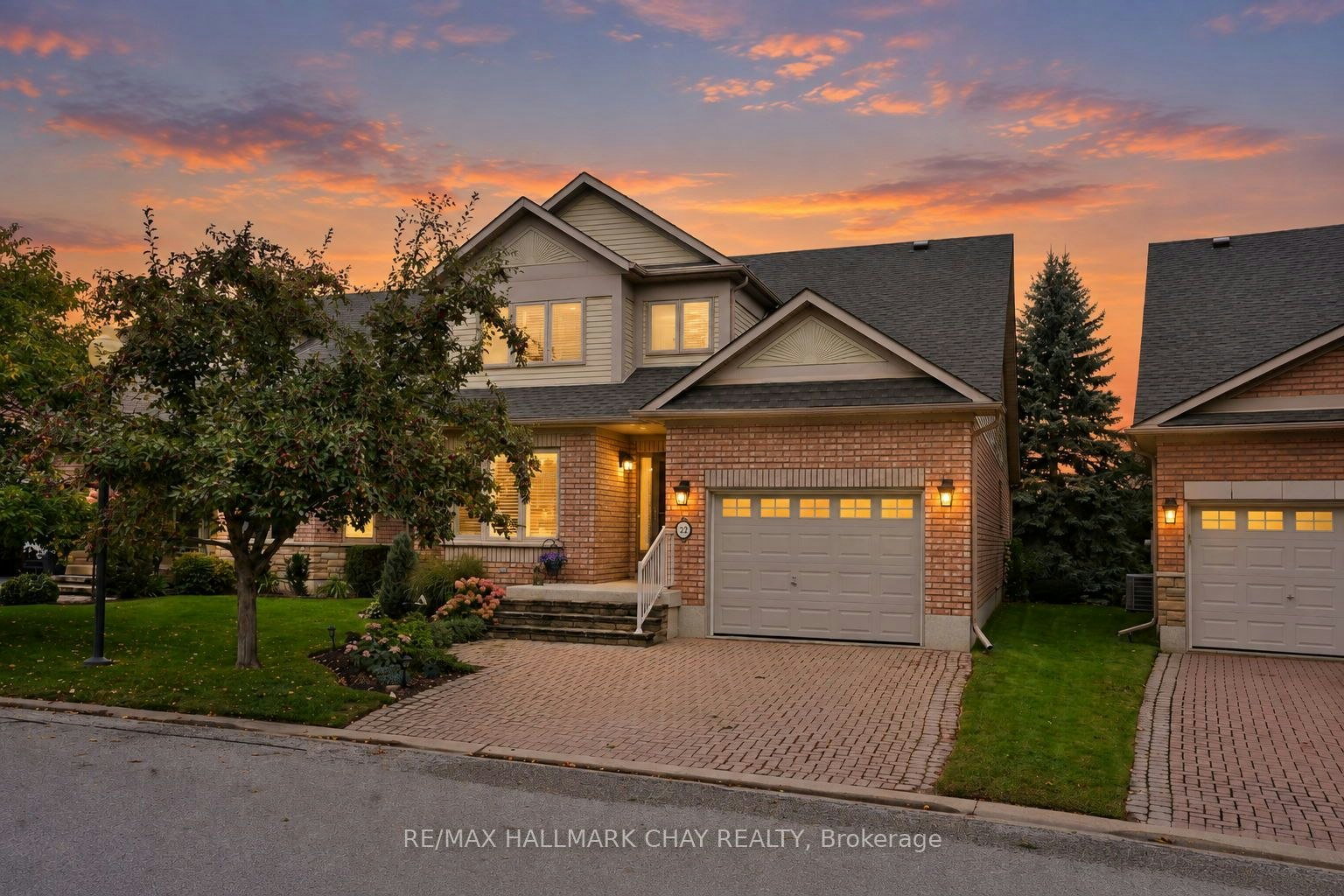 2-22 Briar Gate Way, New Tecumseth, ON, L9R 2A4
