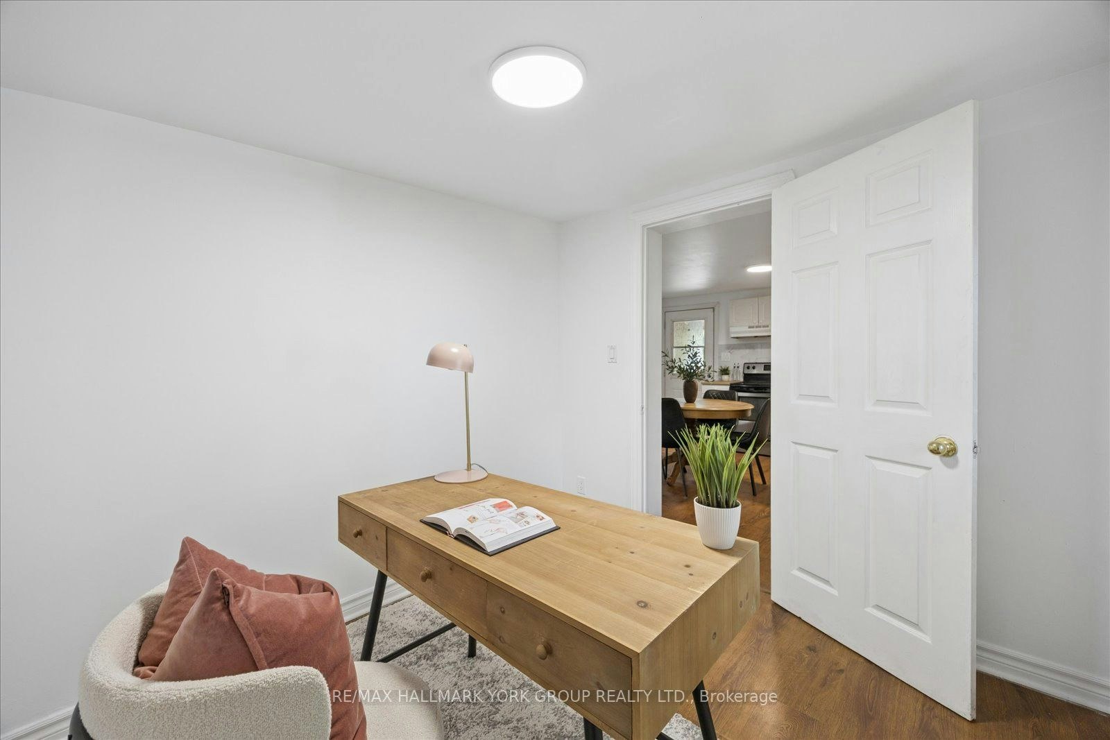 28 St James Street, Georgina, ON, L0E 1R0 - 23