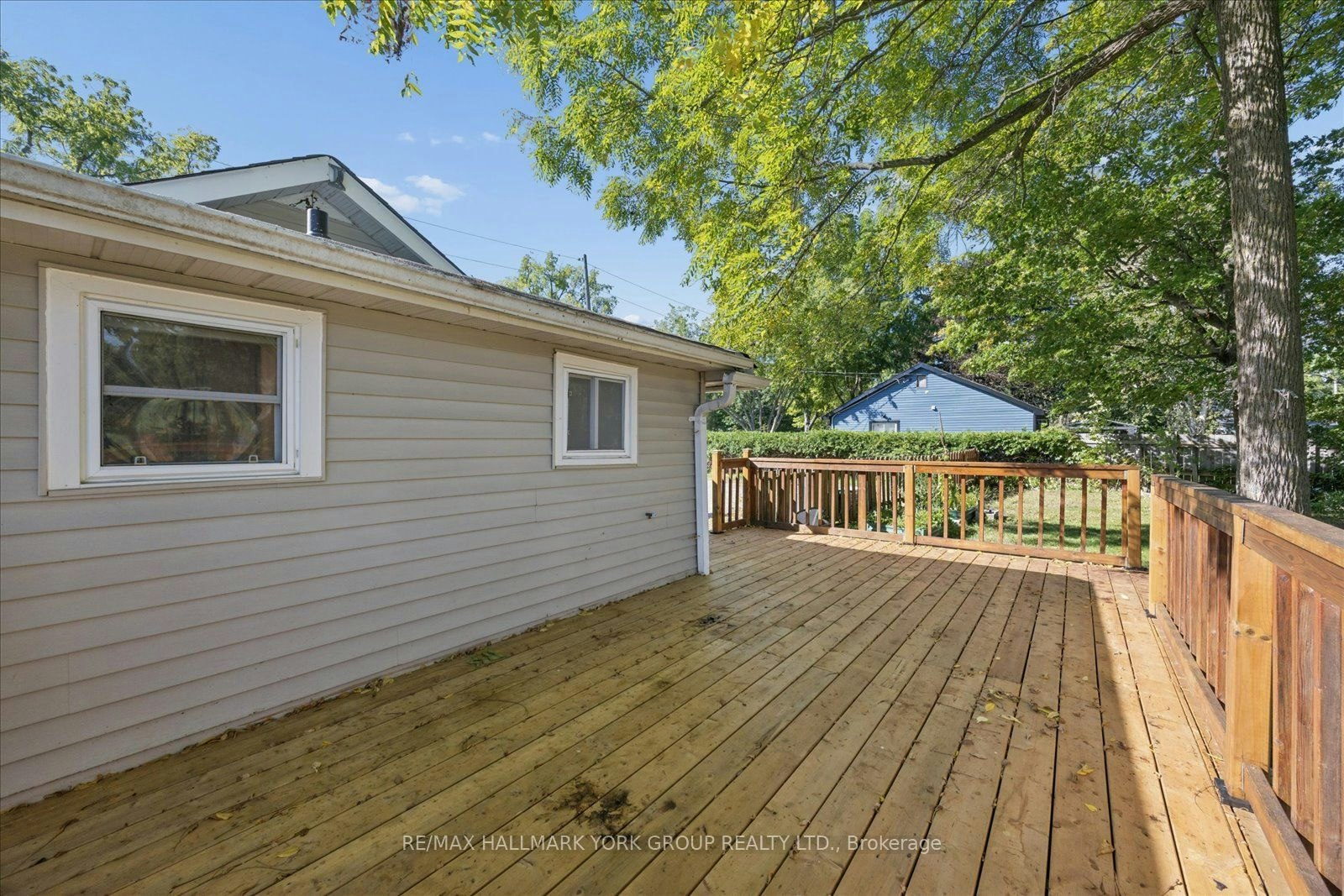 28 St James Street, Georgina, ON, L0E 1R0 - 28