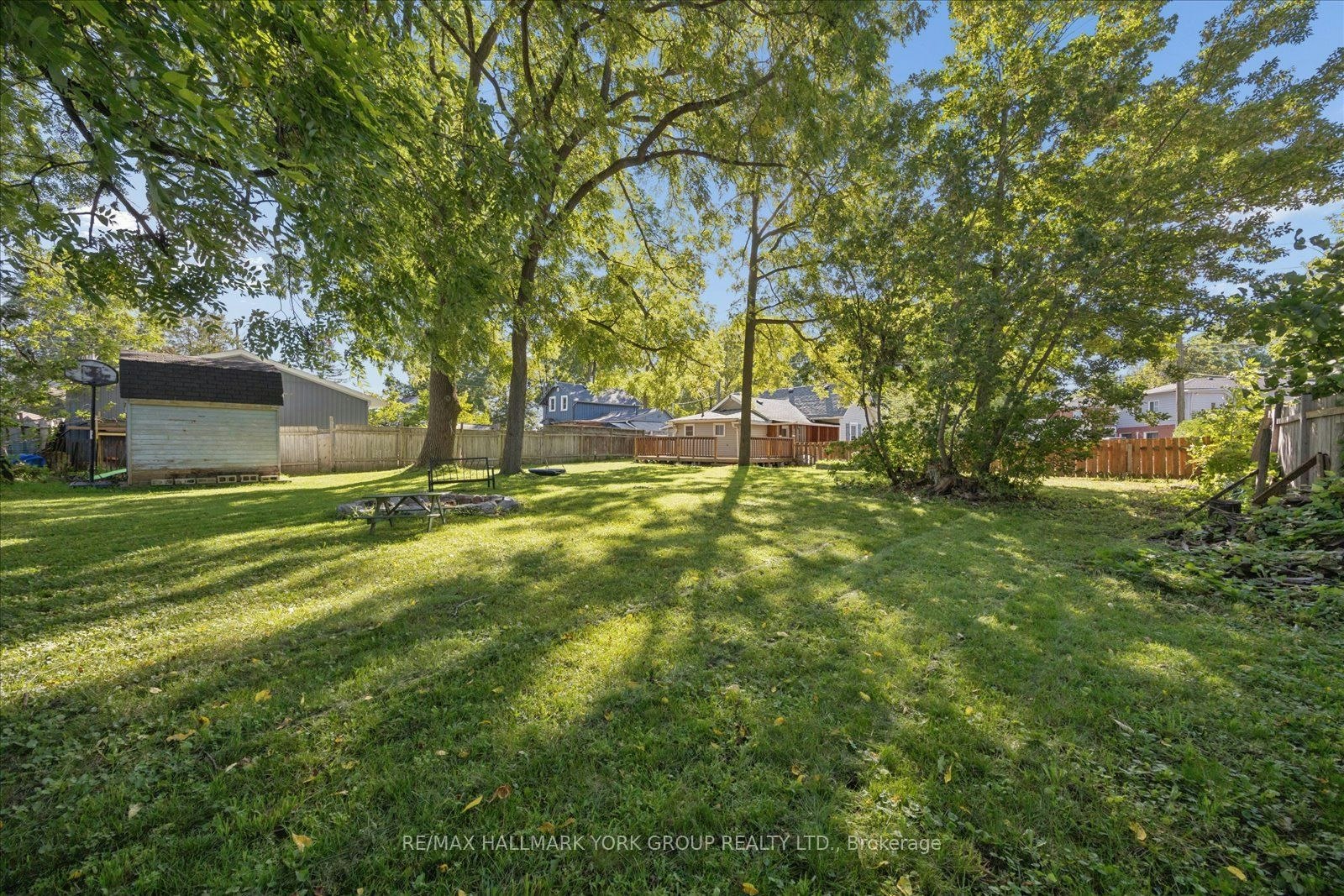 28 St James Street, Georgina, ON, L0E 1R0 - 38