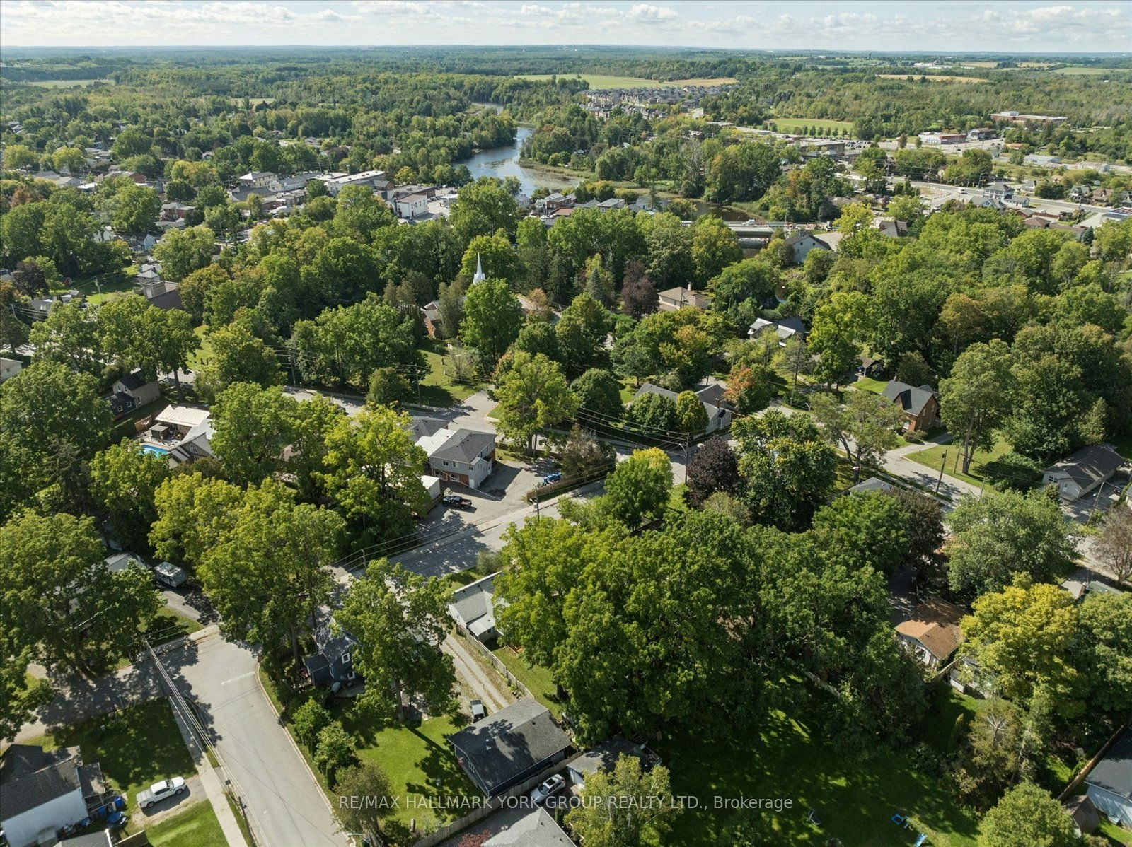 28 St James Street, Georgina, ON, L0E 1R0 - 49